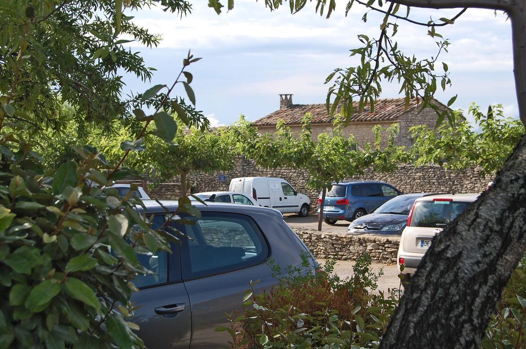 Cypres Du Paradis A Gordes Exteriér fotografie
