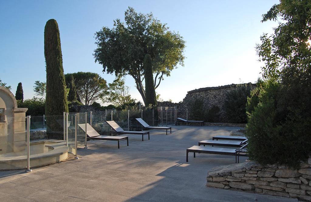 Cypres Du Paradis A Gordes Exteriér fotografie
